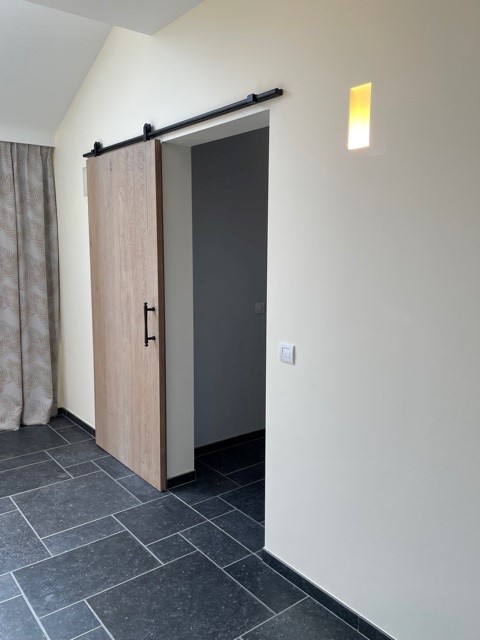 Binnen schrijnwerk Binnen schrijnwerk